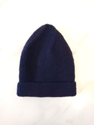 Cappello blu in pura lana
