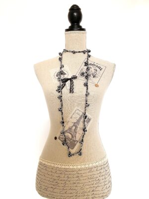 Collana Pois nera in lana lurex